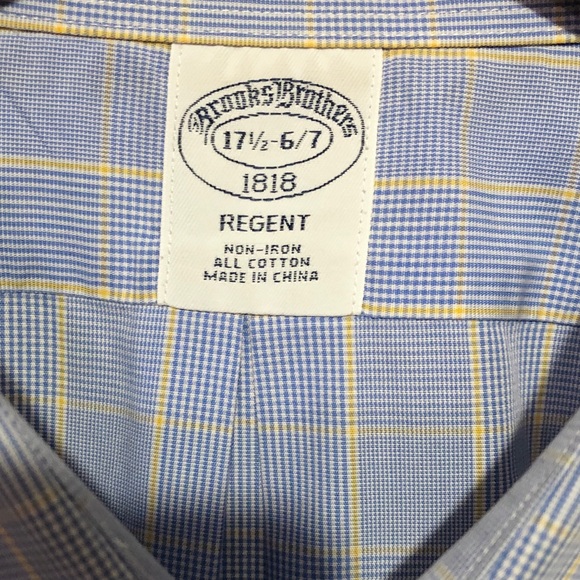 BROOKS BROTHERS Regent Fit Short Sleeve Button Front Shirt - Picture 3 of 8